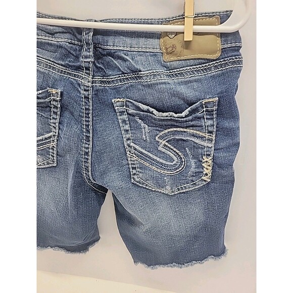 SILVER Jean Super Stretch BEAU Boyfriend Fit Denim Shorts Size W27/L6 - Picture 11 of 15
